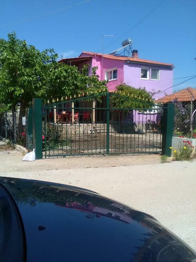 Villa Julia Nea Plagia Exterior photo